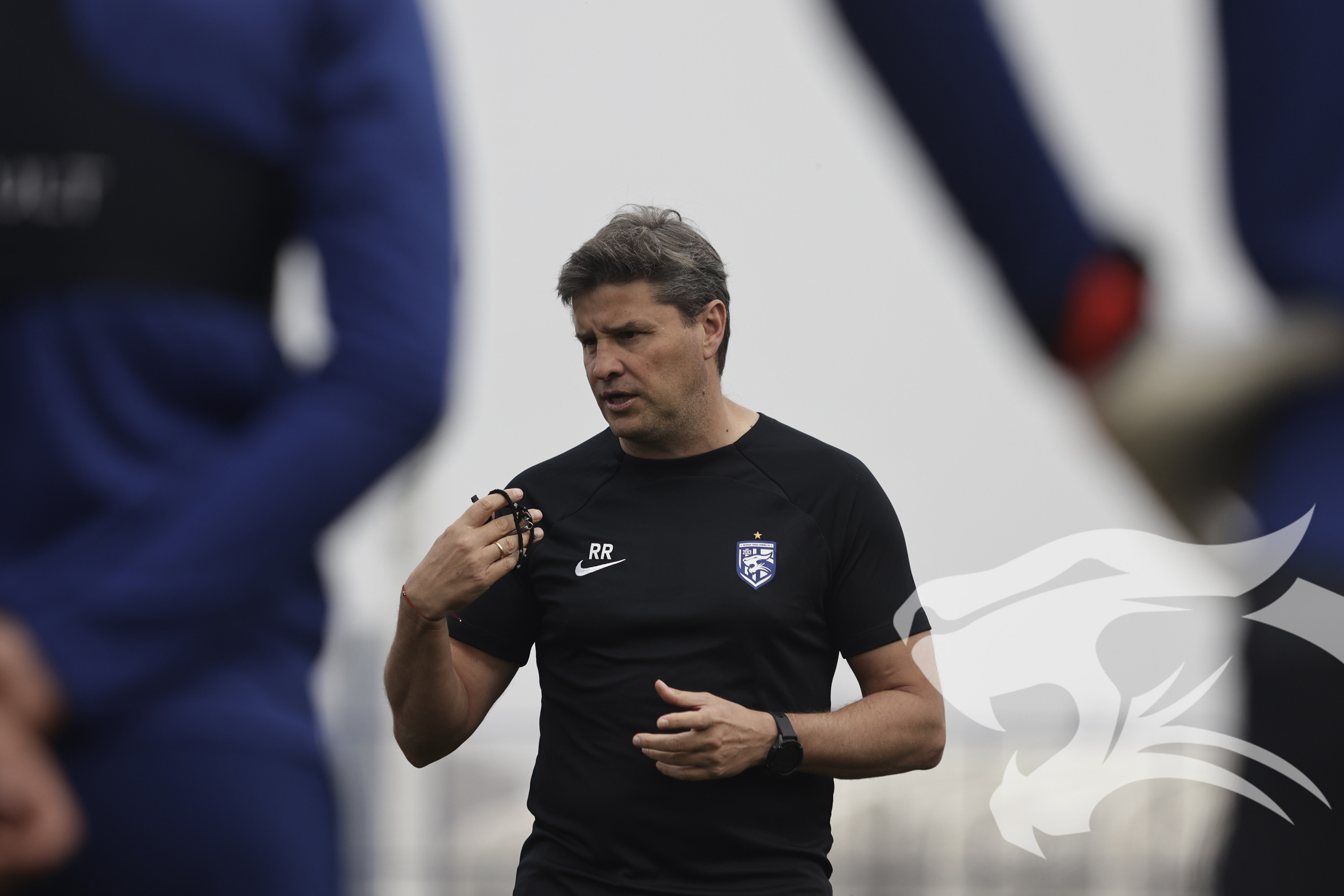 ayx-关键时刻北京首钢备战NBA总决赛集结日武汉三镇调整名单以备欧联，马德里竞技远射贴柱备战法国杯瞬间刷屏的简单介绍